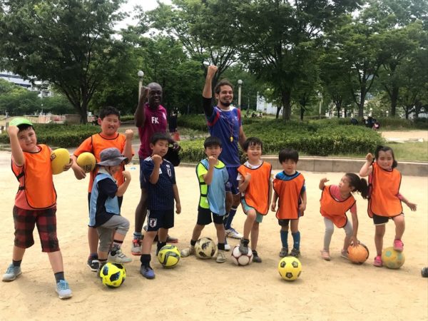 英語サッカー　大阪